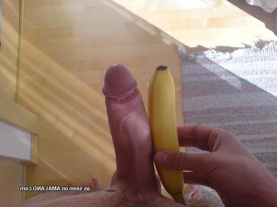 15P Horny twink stroking his cock in the toilet