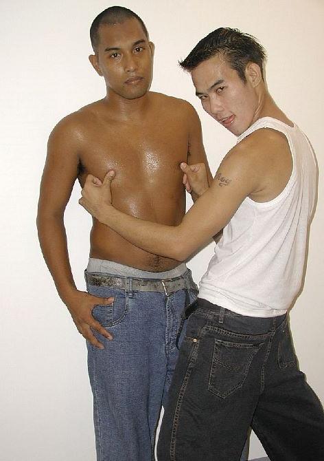 20P Asian twinks stripping, sucking n bareback riding on the floor