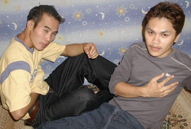 20P Two asian twinks enjoy each others cock and facial cum delight