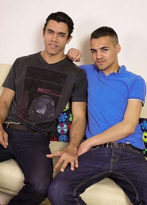 20P Latino college twinks enjoy each others cock after classes
