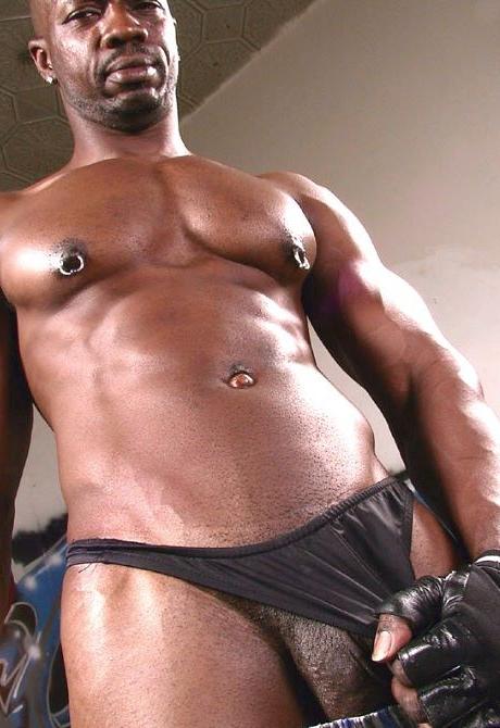 20P Black mature muscle dude stripping and showing off