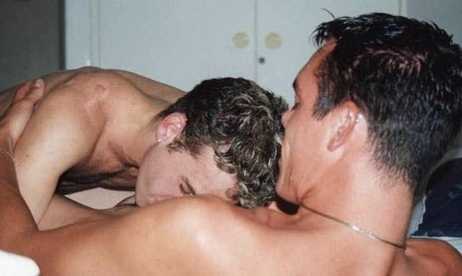 20P Two twinks mutual sucking n fucking after swimming in a pool