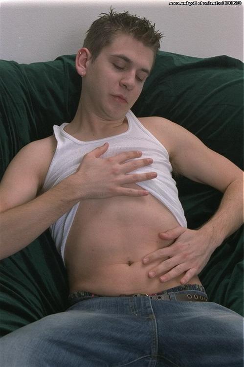 16P Young amateur stud is wanking his teenage penis