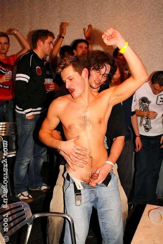20P At an orgy gays balls become pressure cookers