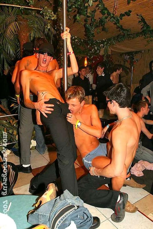 20P At a gangsta meeting mobsters swallowing dicks