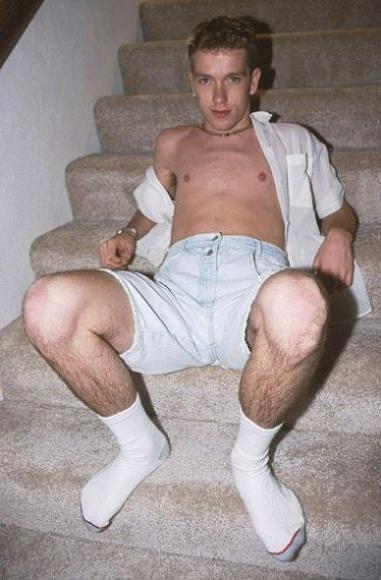 16P very nice student alone at home posing scenes