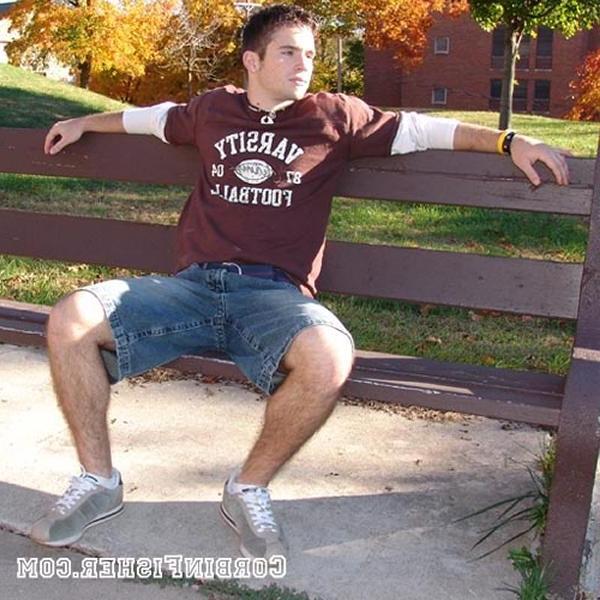 15P Sexy naked college stud