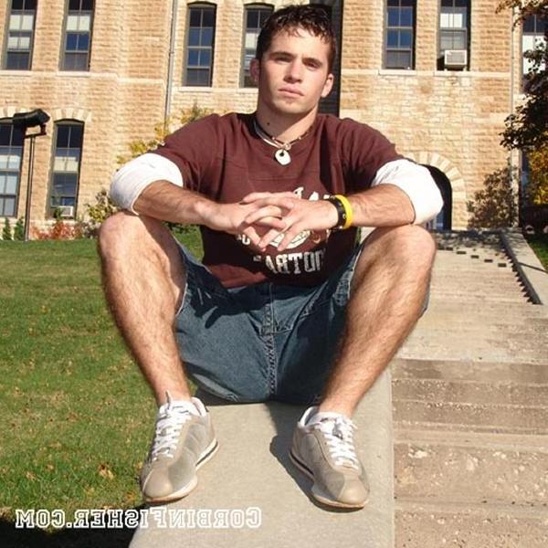 15P Sexy naked college stud