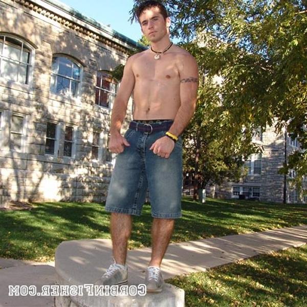 15P Sexy naked college stud