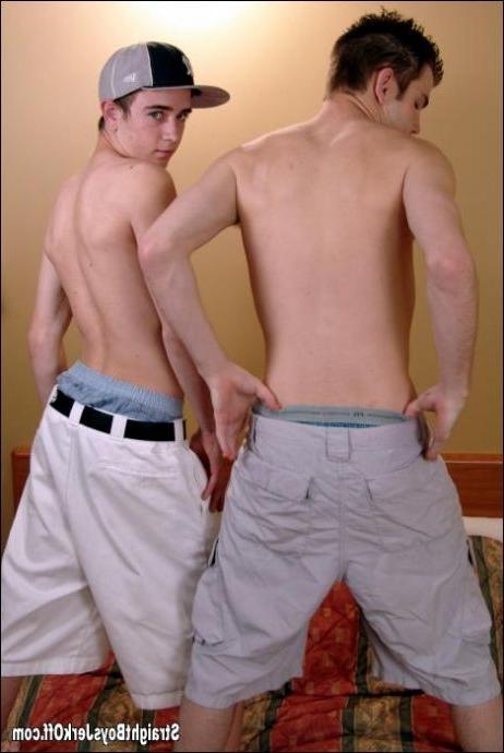 16P beauty student erotic posing and show his amenities