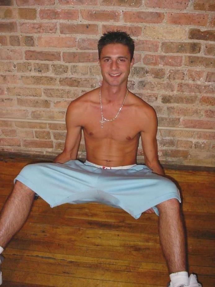16P nice fresh student posing naked in his own house at webcam
