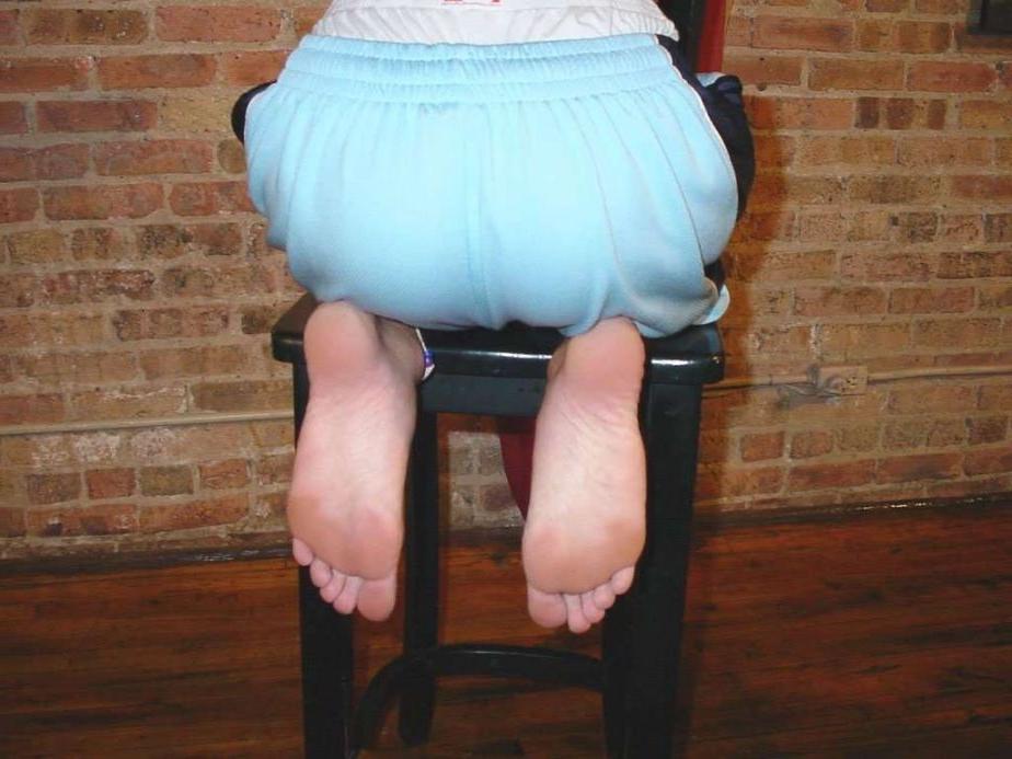 16P nice fresh student posing naked in his own house at webcam