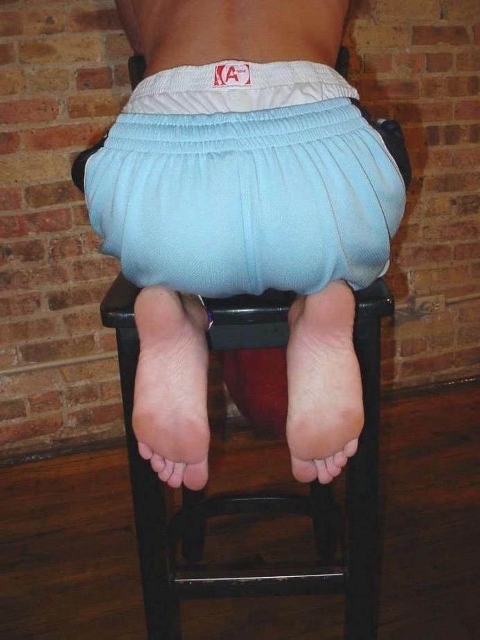 16P nice fresh student posing naked in his own house at webcam