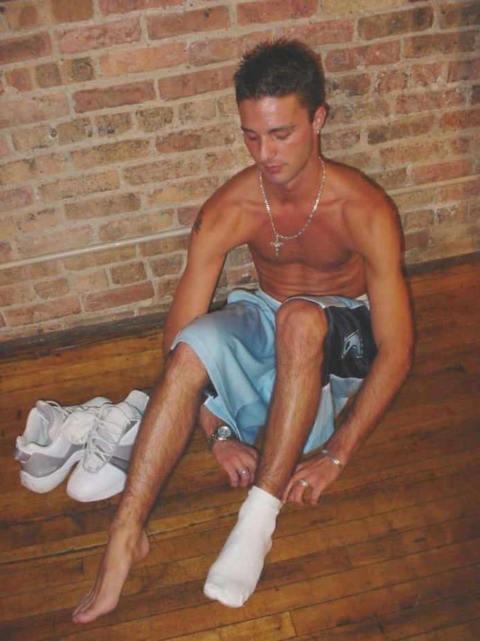 16P nice fresh student posing naked in his own house at webcam