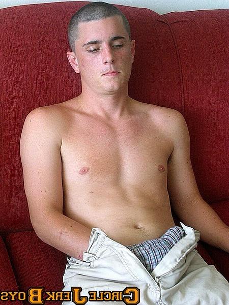 14P Topless rock hard stud
