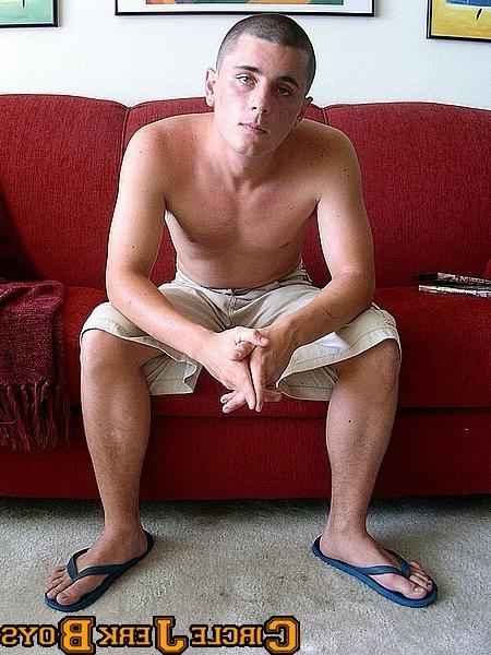14P Topless rock hard stud