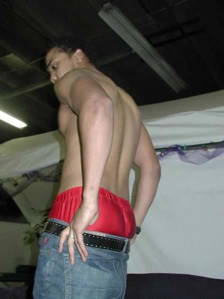 13P Black stud stripping