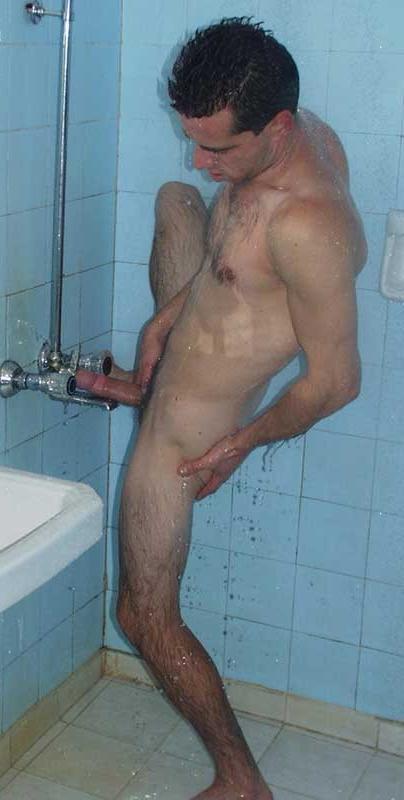 15P hung stud jacks off in the shower
