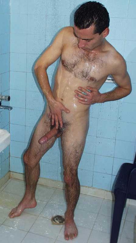 15P hung stud jacks off in the shower