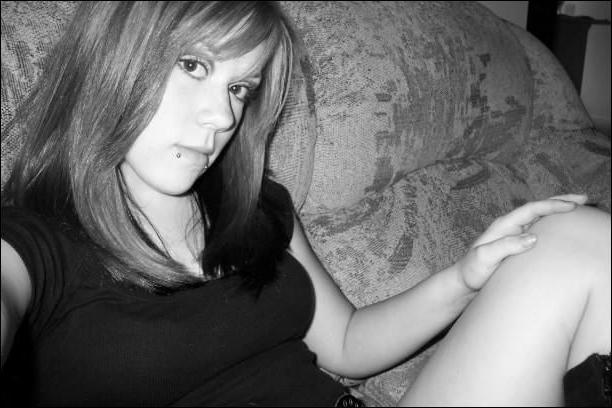 15P Naked for her boyfriend