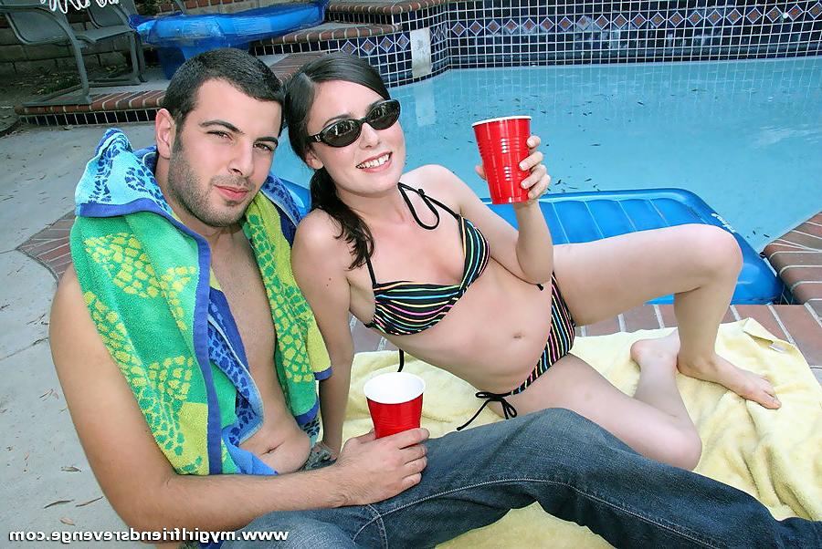 19P Hot chick blows a well hung stud in an act of vengeance