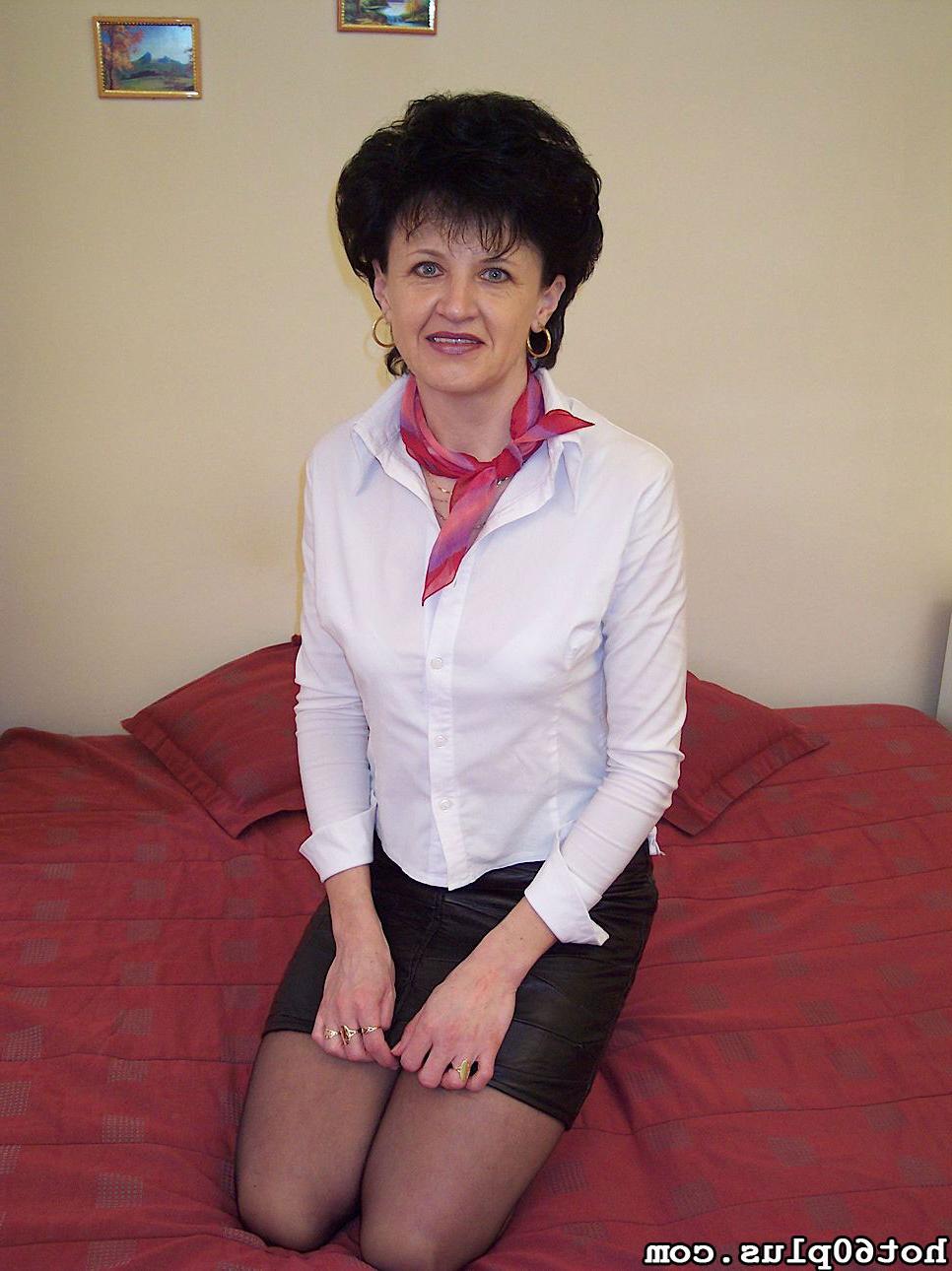 16P Marie - Another Sexy GILF Fucked 