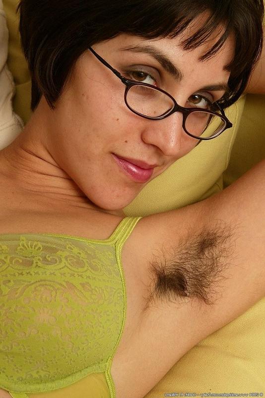 15P Dark exotic Josie peels off her nylons and exposes a milfy muff
