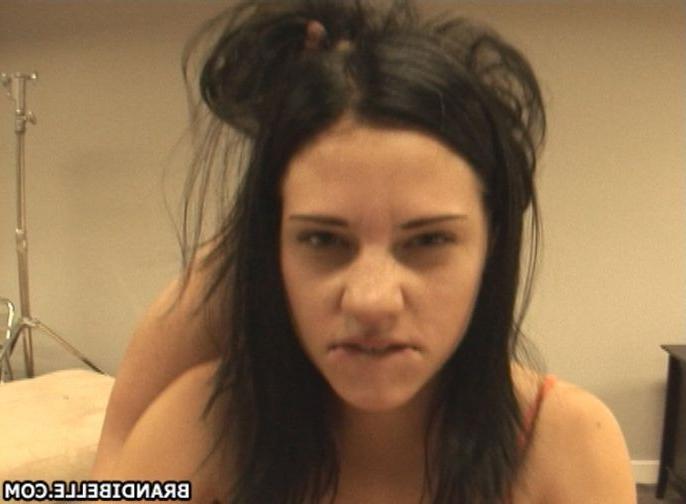 16P Brunette teen slut makes a guy cum in her face
