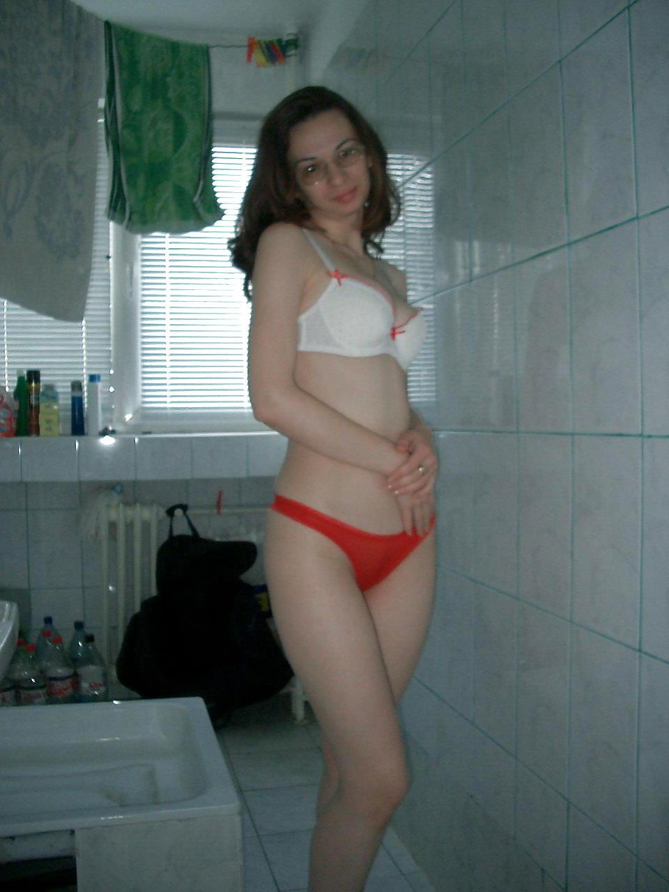 25P SHE IS SO BEAUTIFUL