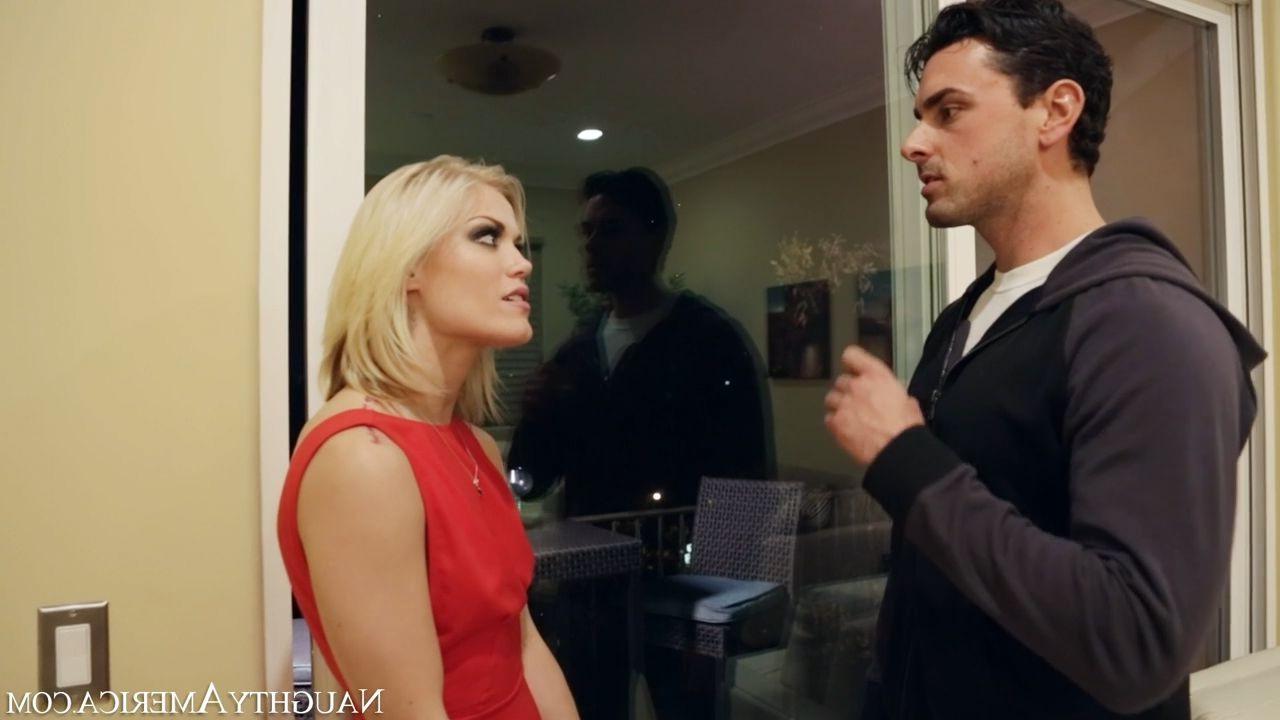 16P Blonde Ash Hollywood cheating on her boyfriend