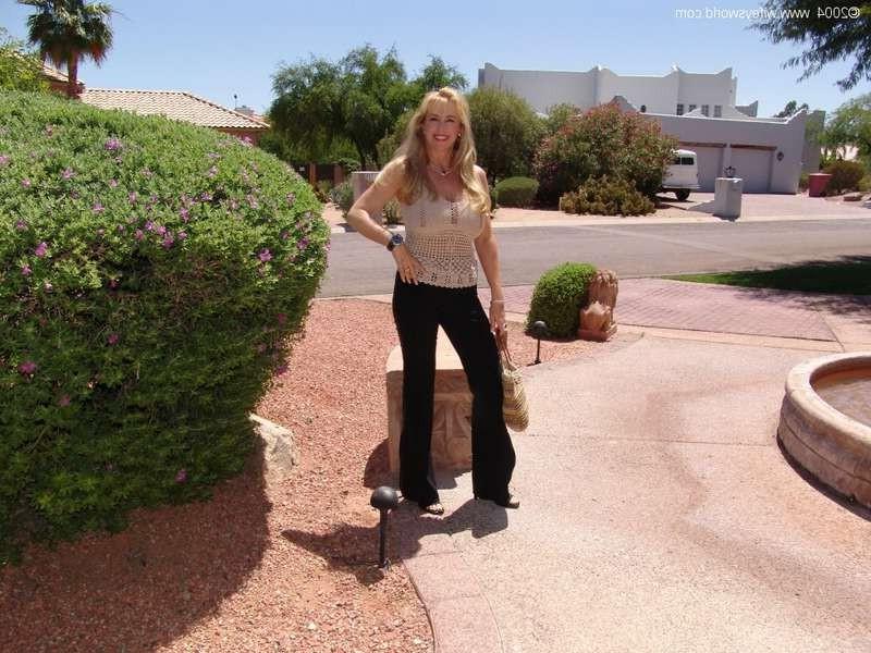 14P Cum on Wifeys big tits