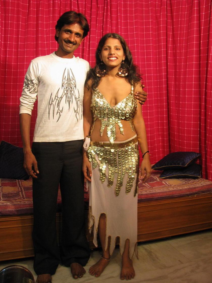 15P Indian babe gets banged