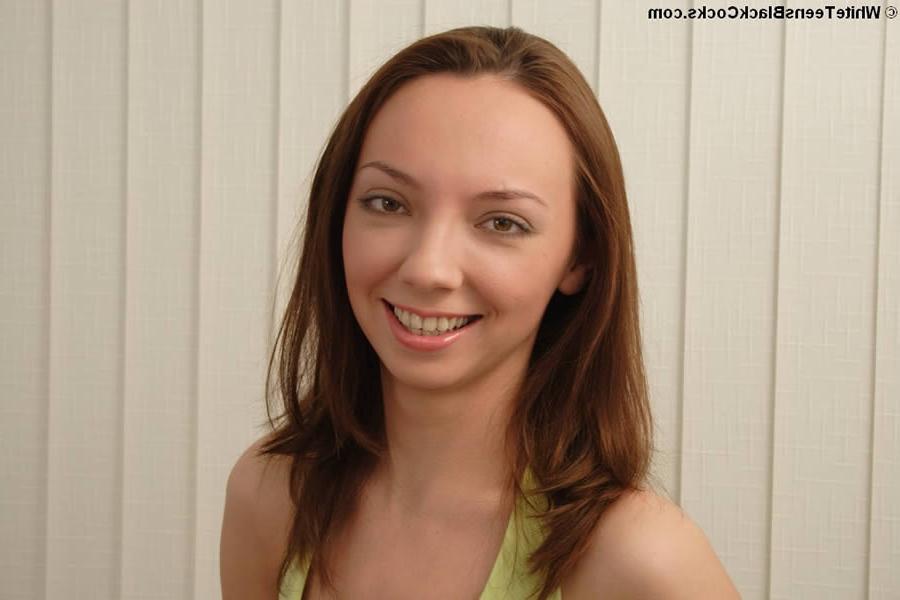 16P Teen gets a load of cum in her mouth