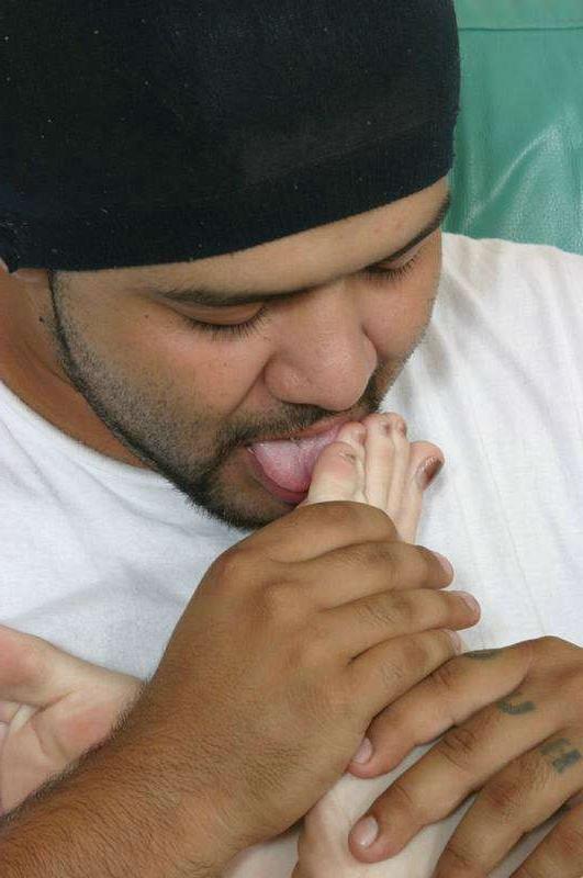 16P Interracial foot fetish action