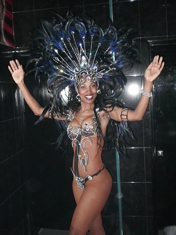 17P My wife dancer at Carnival 2011.