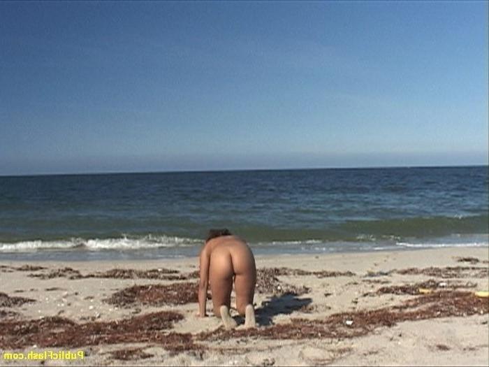 16P Busty Latina Exhibitionist Playing Nude on a Beach