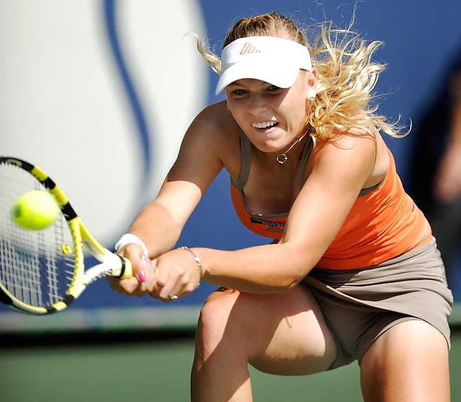 25P Beautiful Tennis Girls 6 by TROC