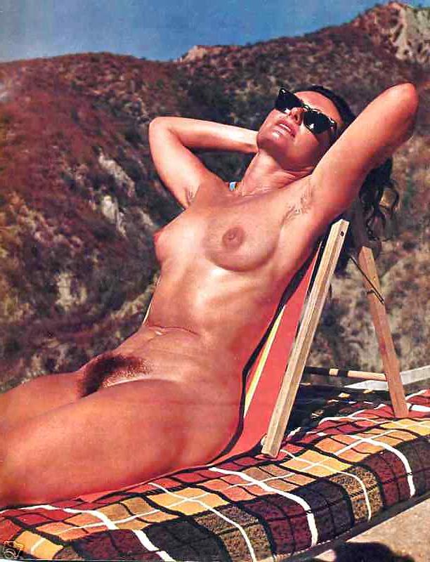 25P NUDIST VINTAGE HAIRY PUSSY