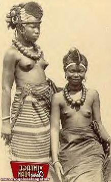 12P Sexual vintage pictures of several ethnic ladies