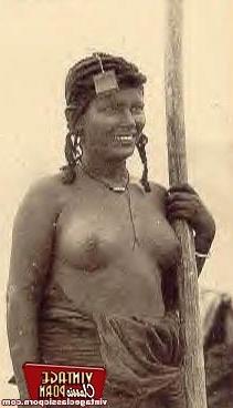 12P Sexual vintage pictures of several ethnic ladies
