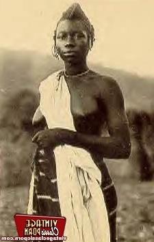 12P Sexual vintage pictures of several ethnic ladies