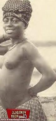 12P Sexual vintage pictures of several ethnic ladies