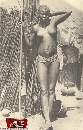 12P Sexual vintage pictures of several ethnic ladies