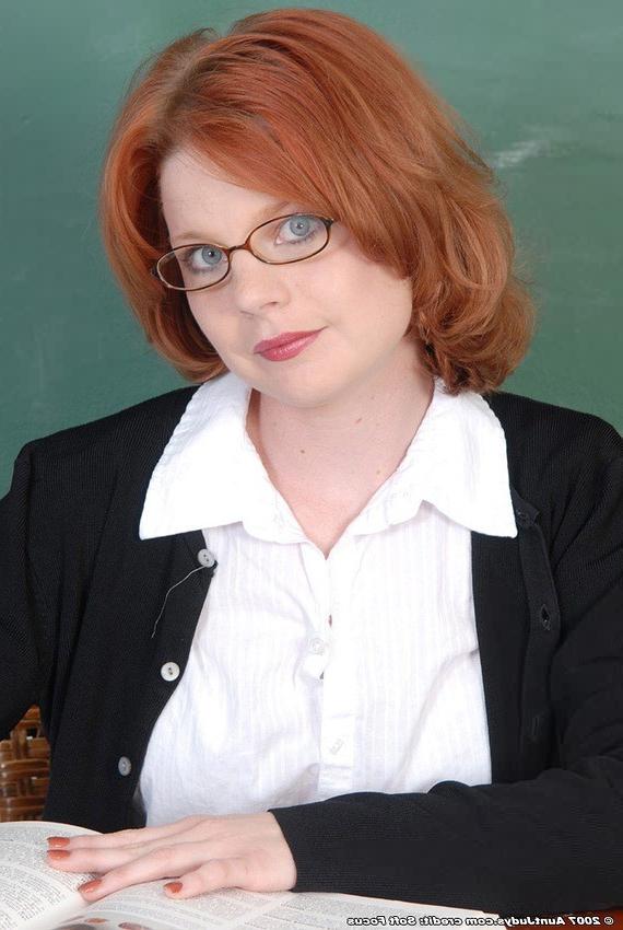 16P Thirtyish naughty teacher