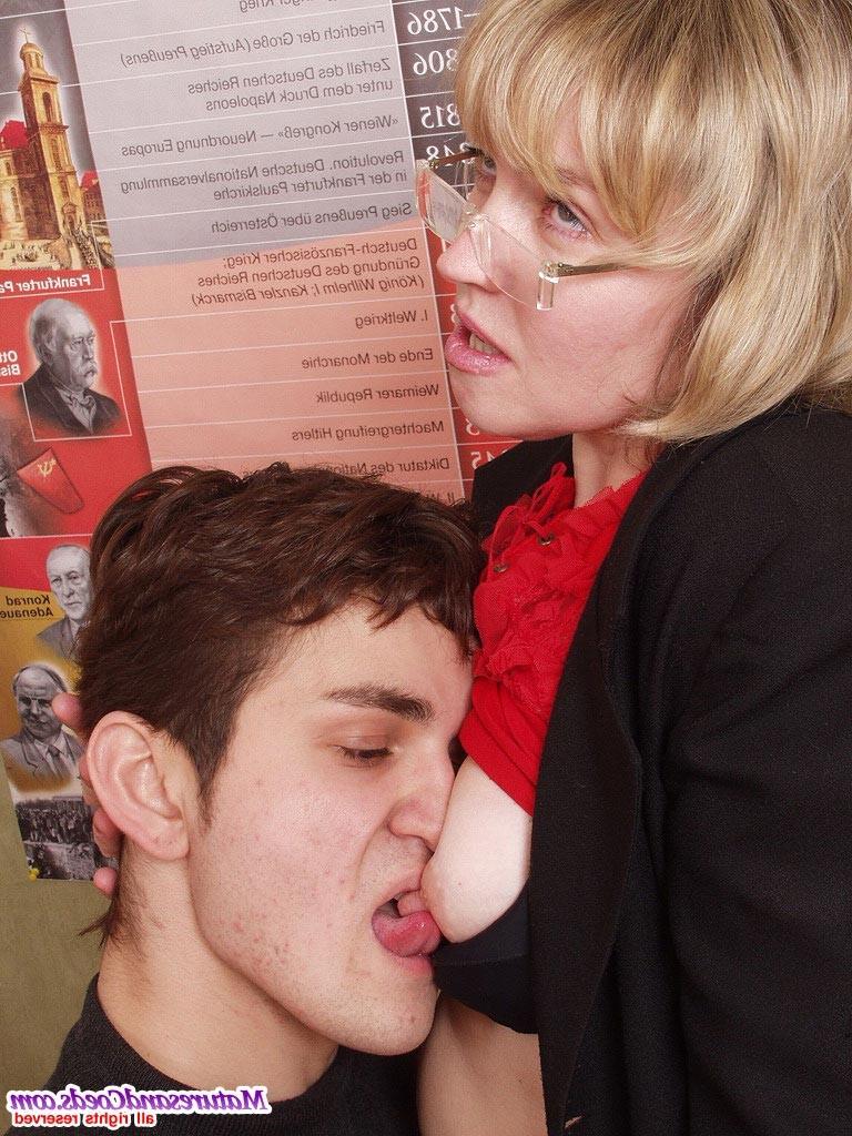 15P New schoolboy fucked sexual busty blonde mature teacher