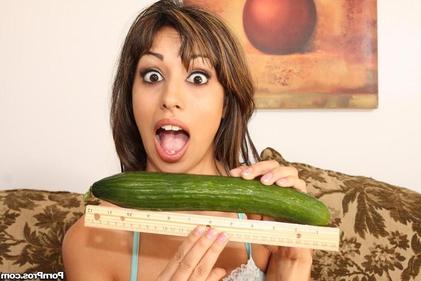 17P Beautiful Sisi Sinz sucks and gags on banana cucumber and cock