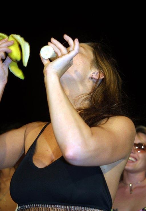 15P contest where spring break babes deepthroat banana