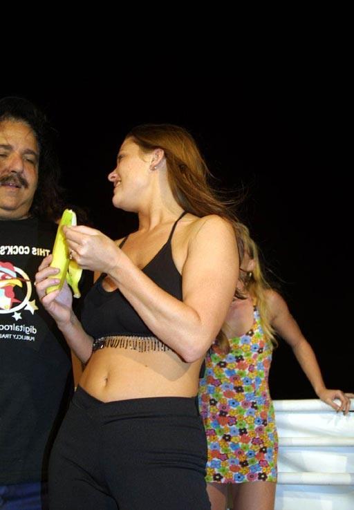 15P contest where spring break babes deepthroat banana