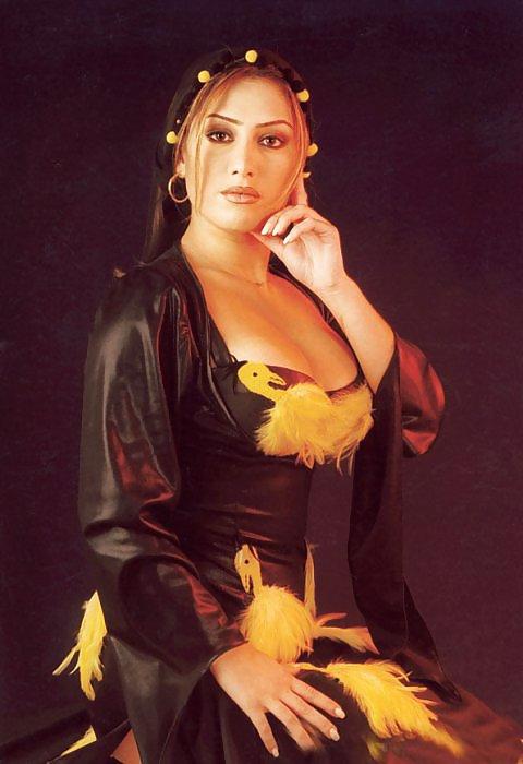 10P ALISAR Lebonese-Arab Celebrity
