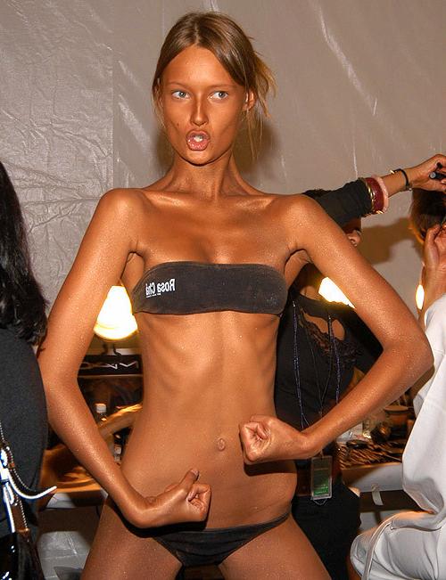 15P skinny anorexic girls posing and in action